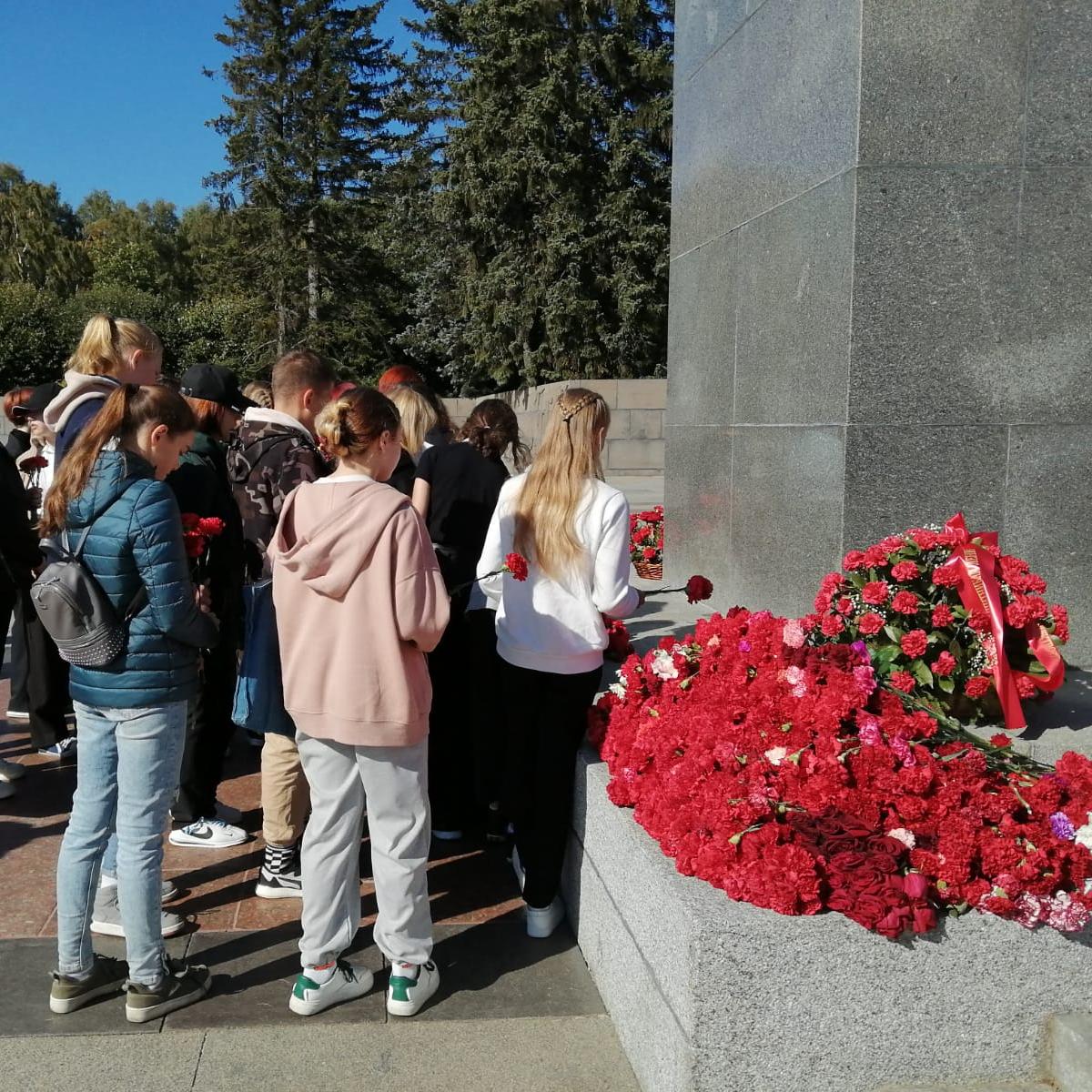 Авторская экскурсия «Раны в сердце Петербурга», 7+
