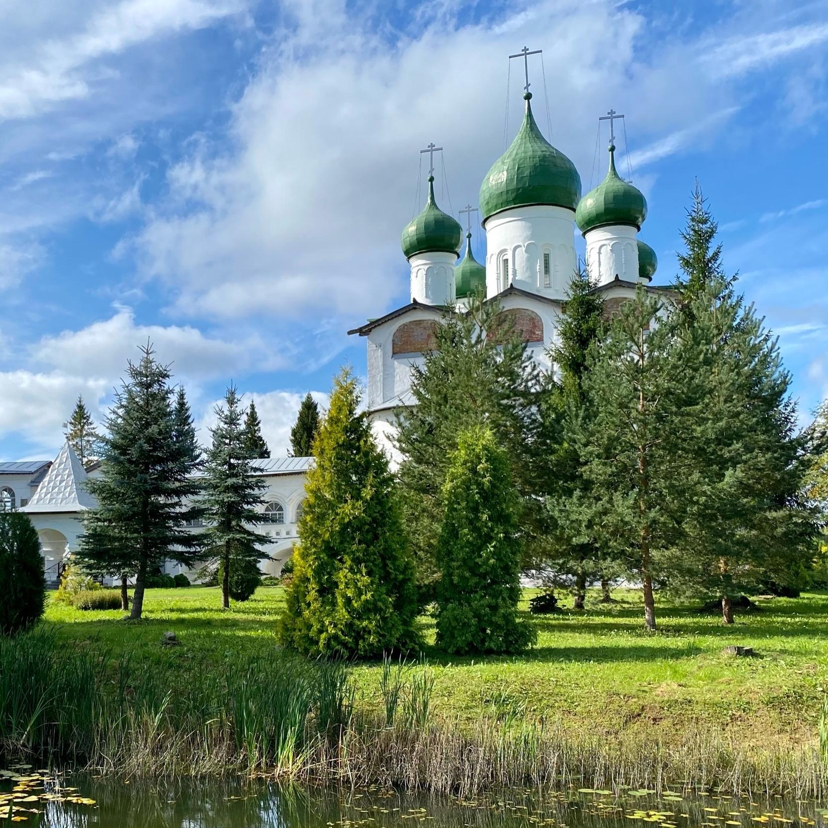 Автобусная экскурсия «Храмы земли Новгородской», 14+