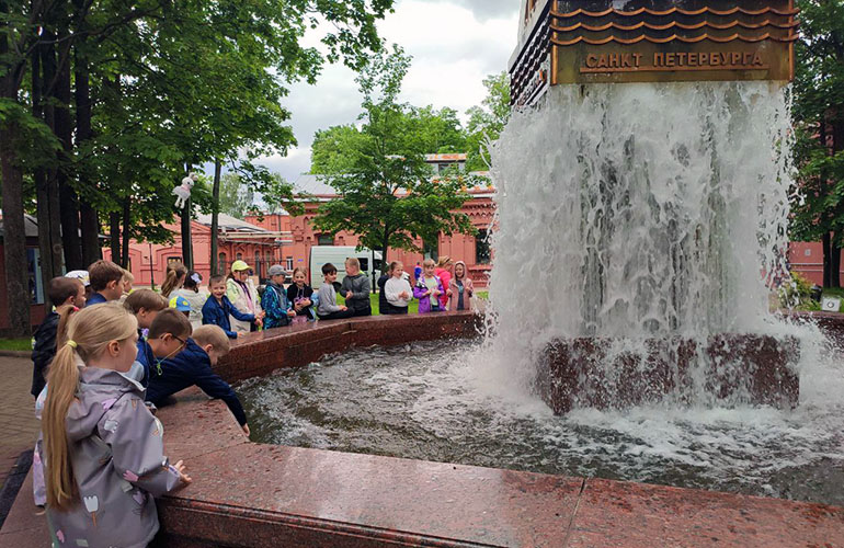 Автобусная экскурсия в Музей воды «Путешествие по Вселенной Воды», 7+