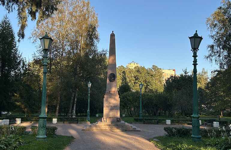Автобусная экскурсия по городу «Страницами литературного Петербурга», 10+