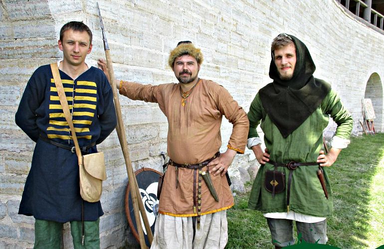 Автобусная экскурсия в Старую Ладогу «Дружина князя Ладоги», 10+