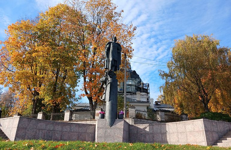 Автобусная экскурсия в Усть-Ижору с интерактивной программой «Дружины князя. Невская битва», 7+