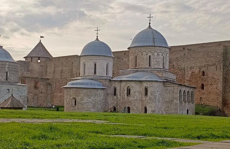 Автобусная экскурсия в Ивангород «Северные крепости», 13+