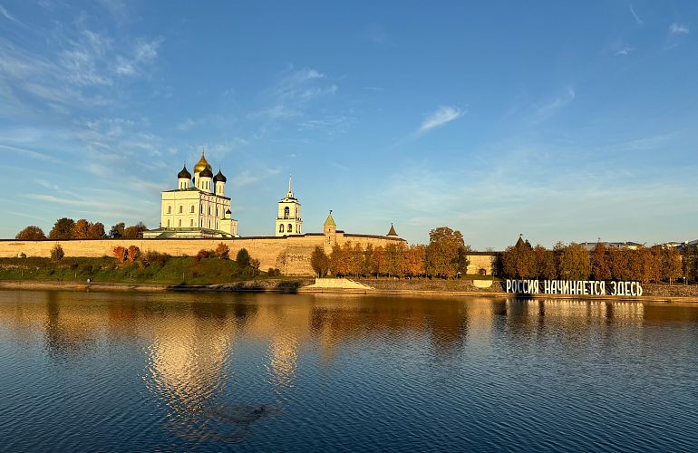 Автобусный экскурсионный тур: Псков - Печоры - Пушкинские горы, 2 дня/1 ночь