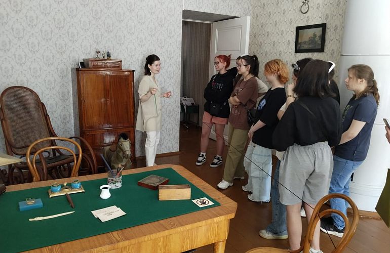 Автобусная экскурсия «Петербург Достоевского», 14+