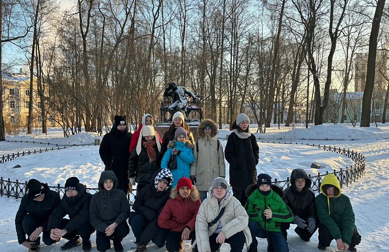 Автобусная экскурсия в Пушкин в Царскосельский лицей «Под сенью дружных муз», 7+