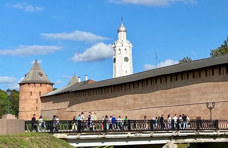 Автобусная экскурсия «Храмы земли Новгородской», 14+