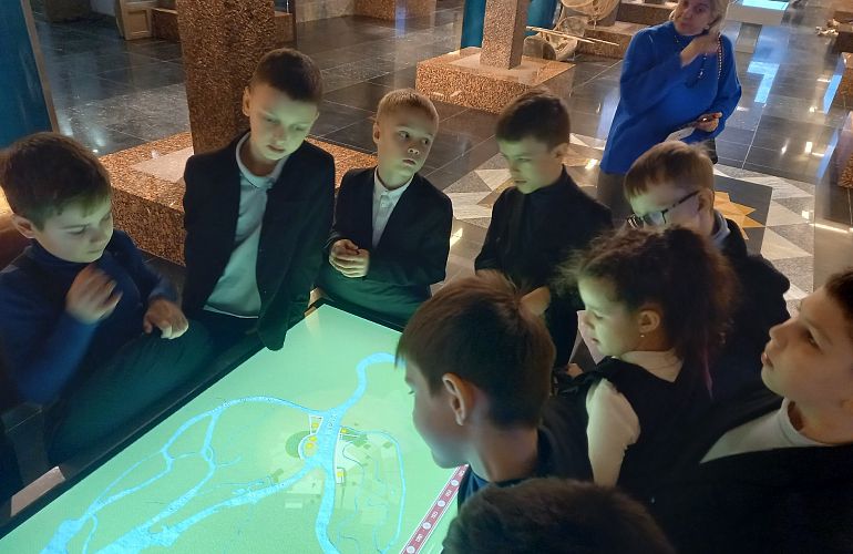 Автобусная экскурсия в Музей воды «Путешествие по Вселенной Воды», 7+