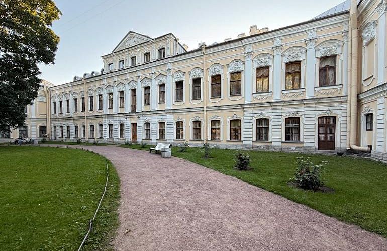 Автобусная экскурсия «Люди и судьбы Серебряного века», 12+