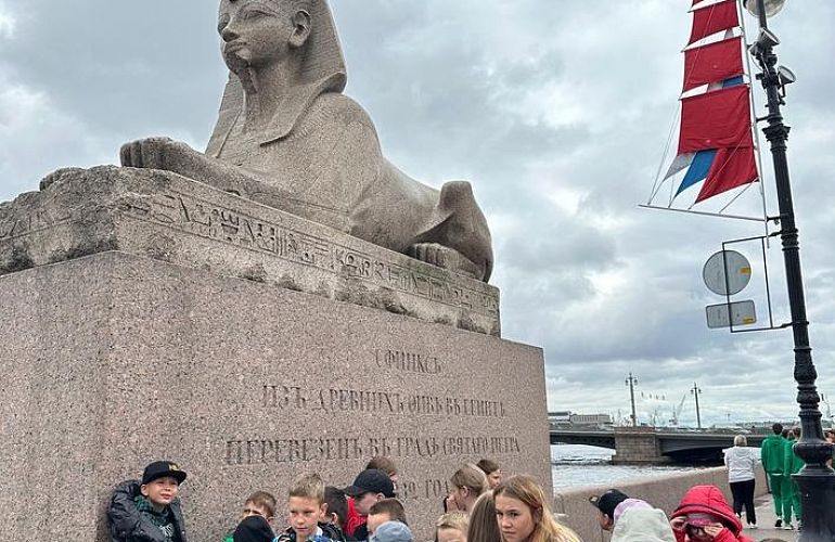 Автобусная обзорная экскурсия «Мистика и легенды Санкт-Петербурга», 14+