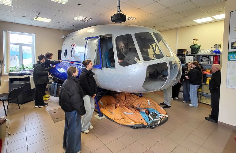 Автобусная экскурсия на авиационную тему «Вихрь небес», 14+