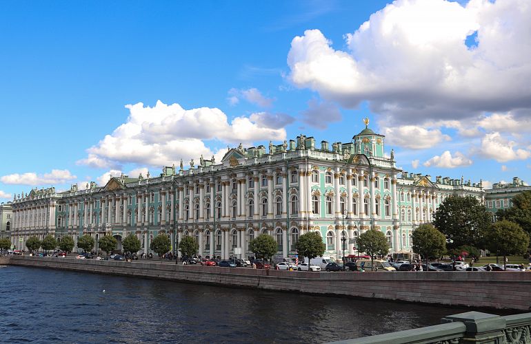 Автобусная обзорная экскурсия «Архитектурная сказка Санкт-Петербурга», 7+
